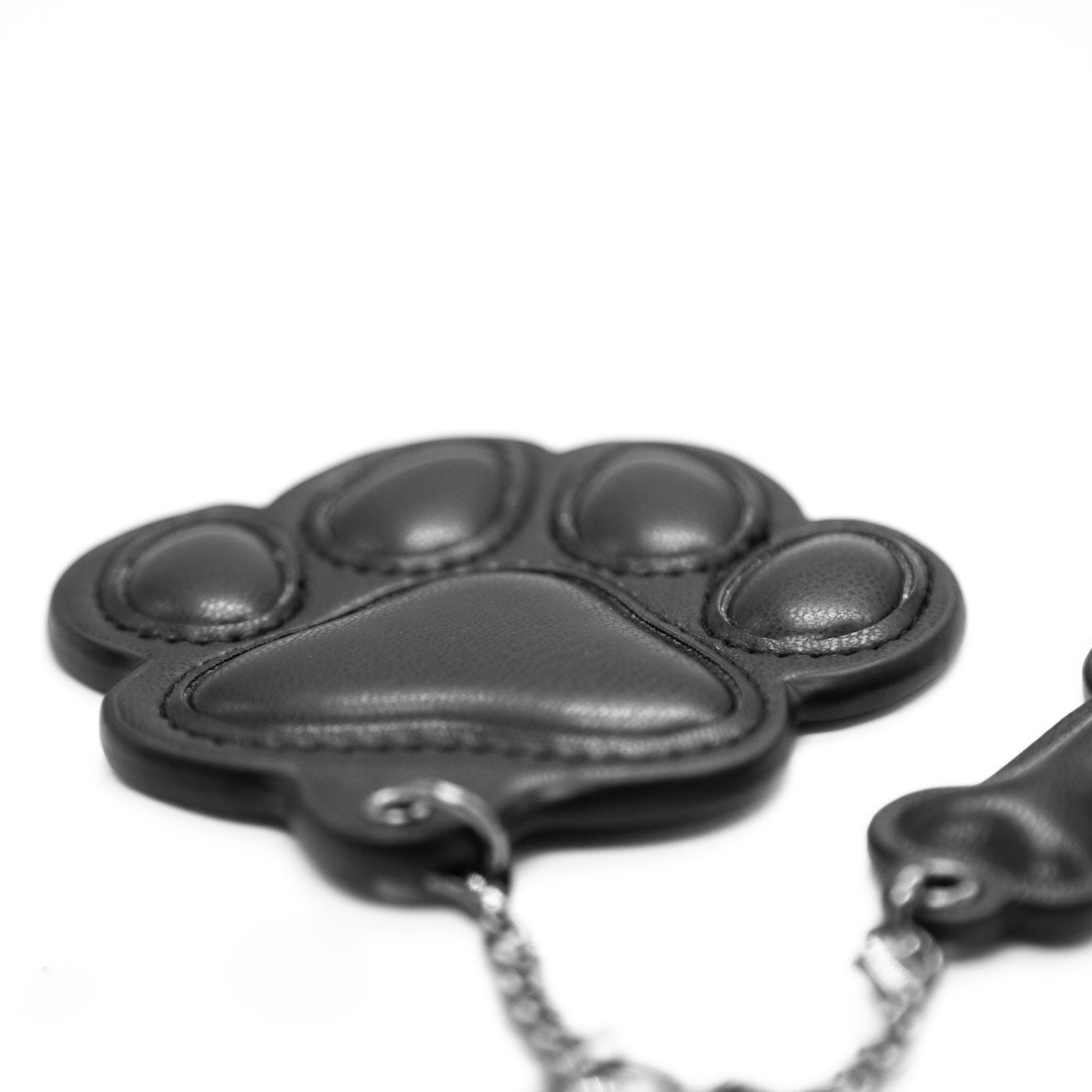 Gibbon Black® PUレザー パピーパウキーホルダー