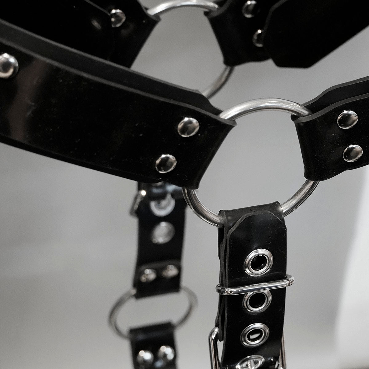 シリコン製ドッグテール固定ストラップ