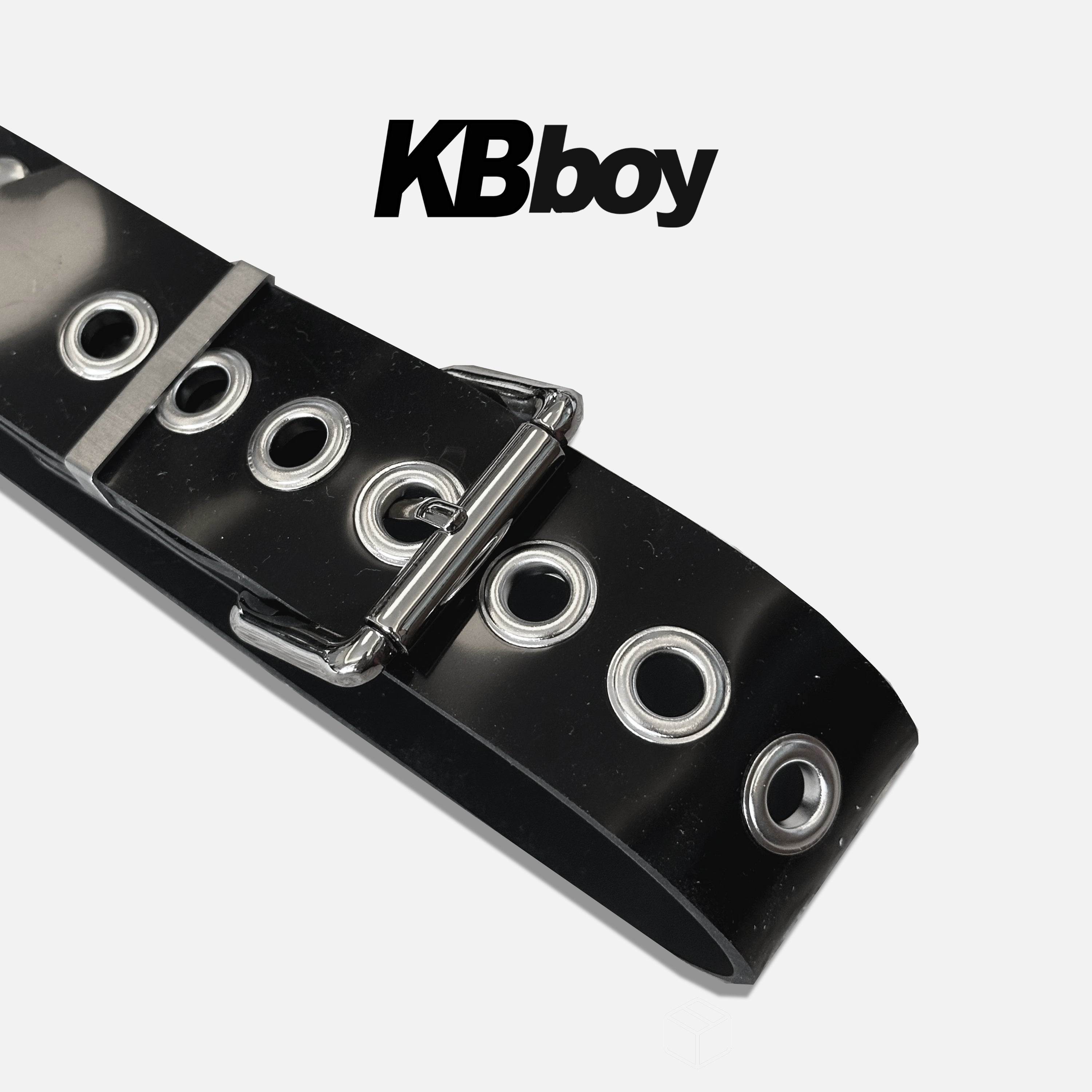 クラシックデザインのハーネス